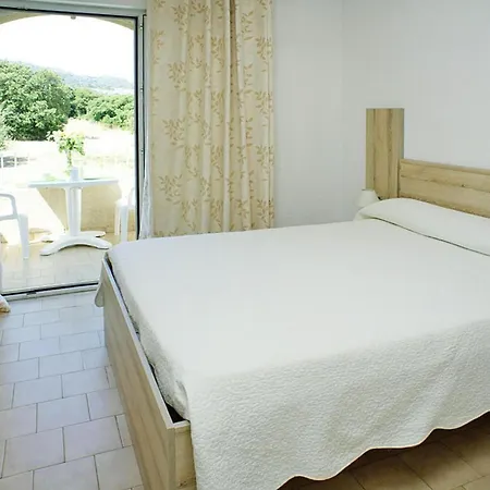 Res Le Vieux Moulin Ile Rousse For 4 Pers * L'Ile-Rousse (Corsica)
