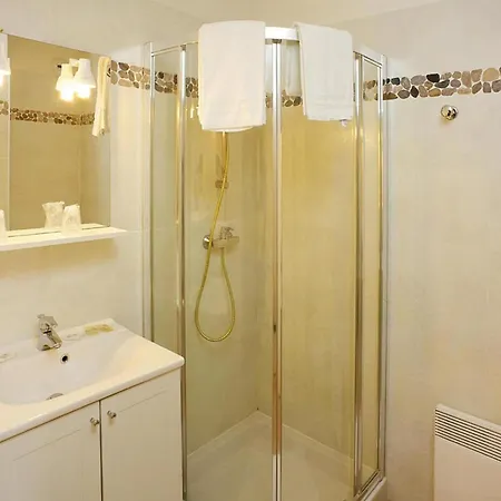 Apartment Res Le Vieux Moulin Ile Rousse, For 4 Pers *